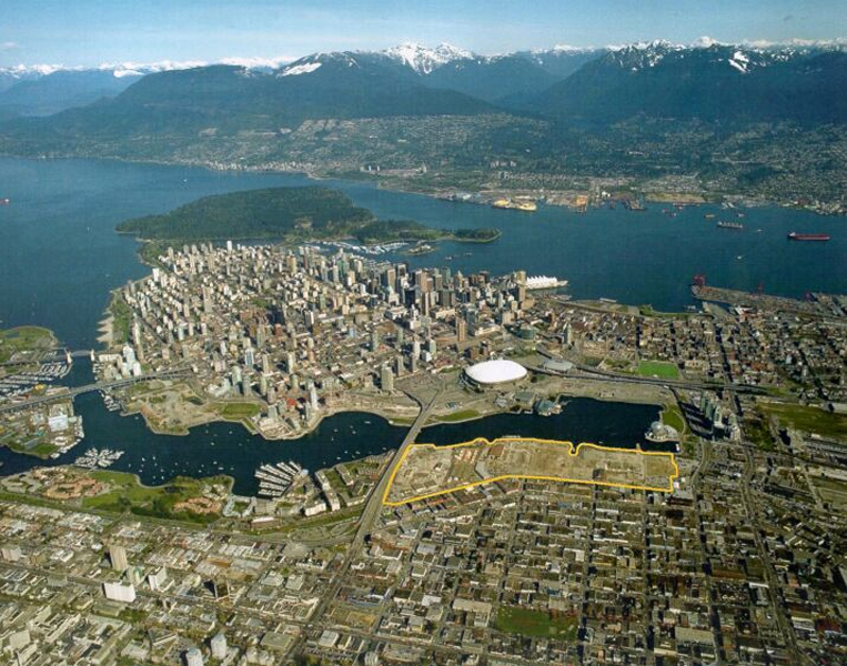 Aerial view of Vancouver with the Southeast False Creek neighbourhood highlighted. (Source: Carrot City, 2022) 